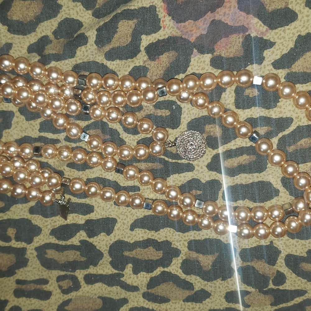 High-end vintage glass pearl and silver necklace